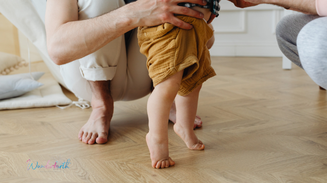 A mother with her baby during a growth spurt, showcasing the importance of supporting breastfeeding.